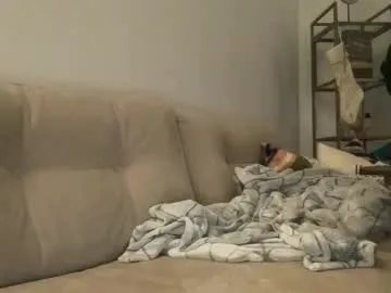 Freechat blondieslutt on Chaturbate