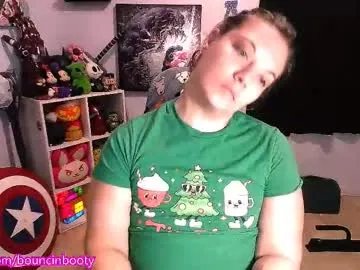 Freechat bouncinbooty on Chaturbate