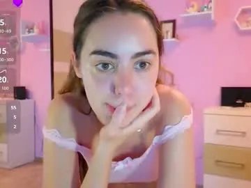 Freechat bratty_bun on Chaturbate