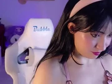 Private bubblewhite_ on Chaturbate