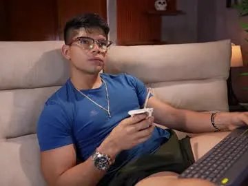 Freechat capizzi_ on Chaturbate