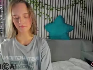 Freechat casey_sweeet on Chaturbate