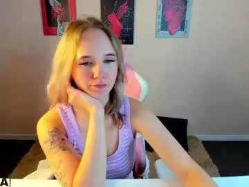 Freechat casey_sweeet on Chaturbate