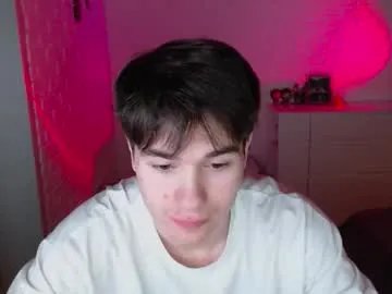 Away charleshanson69 on Chaturbate
