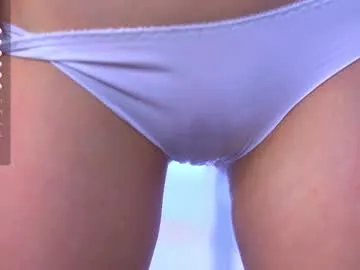 Freechat cinacandy on Chaturbate