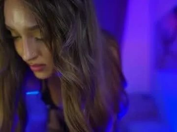 Group clara_smile on Chaturbate