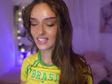 Group clara_smile on Chaturbate