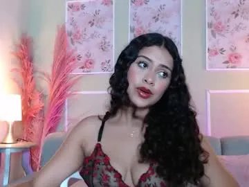 Freechat curlydani on Chaturbate