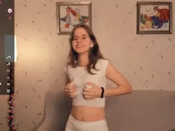 Freechat cutefluffy on Chaturbate