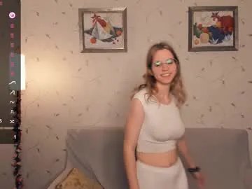 Freechat cutefluffy on Chaturbate