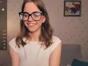 Freechat cutefluffy on Chaturbate