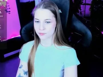 Freechat cutemousee on Chaturbate