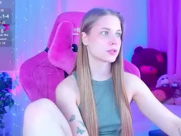 Freechat cutemousee on Chaturbate