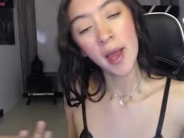 Freechat dahyan_ch on Chaturbate