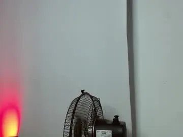 Freechat darius_phoenix on Chaturbate