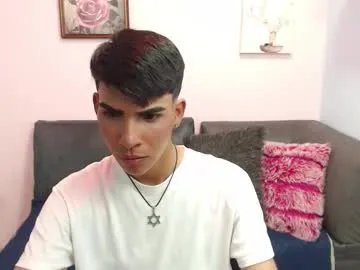 Freechat david_925_ on Chaturbate