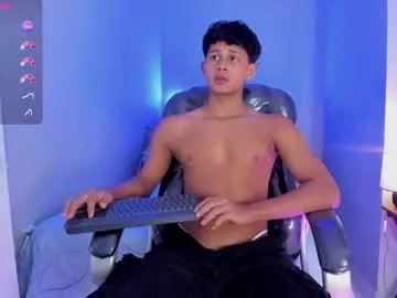 Freechat dawn_16 on Chaturbate