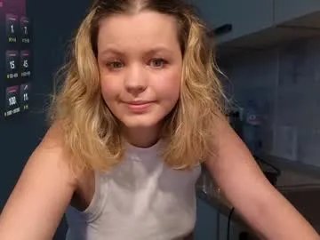 Freechat dianaholiday on Chaturbate