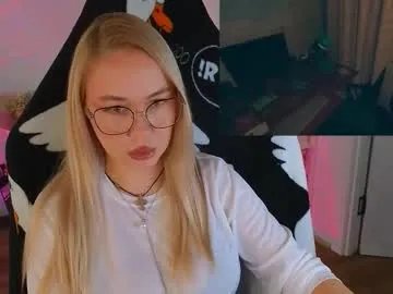 Freechat emili1_bc on Chaturbate