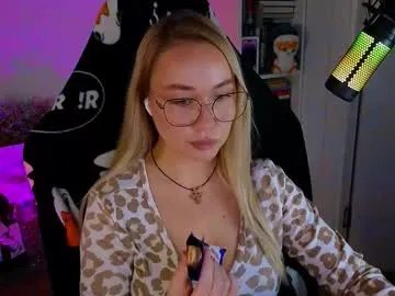 Freechat emili1_bc on Chaturbate