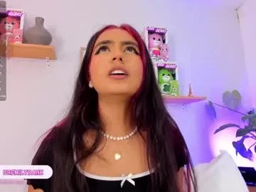 Away emilyy_bank on Chaturbate