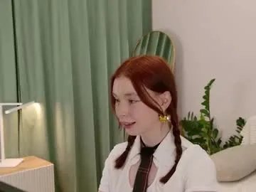 Freechat evelune on Chaturbate