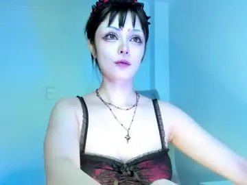 Freechat felinebloodbite on Chaturbate