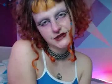 Freechat friskyflowers on Chaturbate