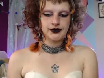 Freechat friskyflowers on Chaturbate