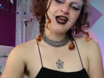 Freechat friskyflowers on Chaturbate