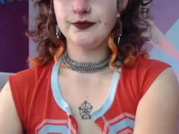 Freechat friskyflowers on Chaturbate