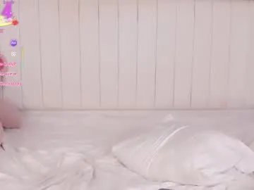 Freechat gatitavenecis1 on Chaturbate