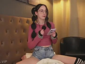 Freechat girl_i_am on Chaturbate