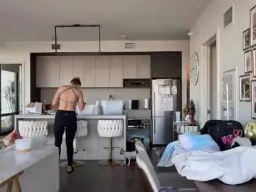 Private graciemae_baexx on Chaturbate