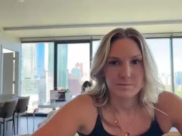 Private graciemae_baexx on Chaturbate