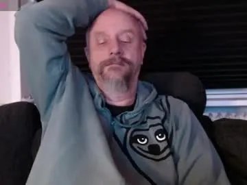 Freechat hardmrlazy on Chaturbate