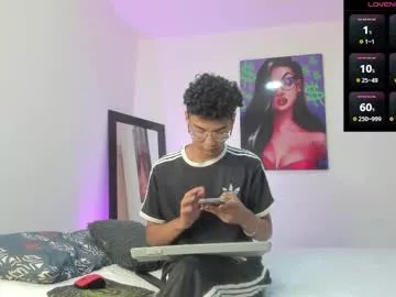 Freechat harrytwink18 on Chaturbate