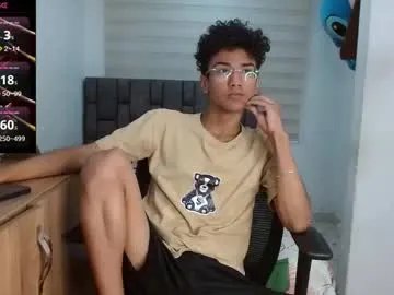 Freechat harrytwink18 on Chaturbate