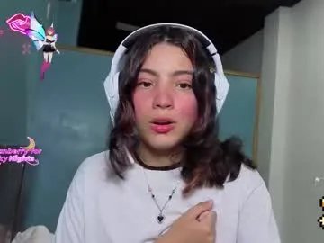 Private helia_n_amy on Chaturbate