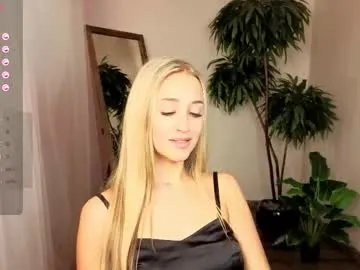 here_wego_again_ on Chaturbate 