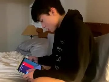 Freechat hottiewithabody101 on Chaturbate