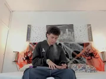 Freechat iammariano on Chaturbate