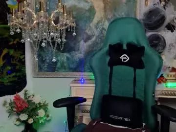 Freechat ivorywood_ on Chaturbate
