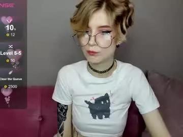 Freechat julescrown on Chaturbate