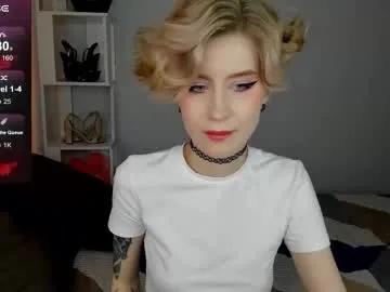 Freechat julescrown on Chaturbate
