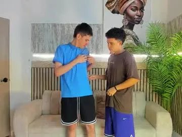 Freechat justingtime21 on Chaturbate