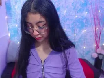 Freechat kalilowe_ on Chaturbate