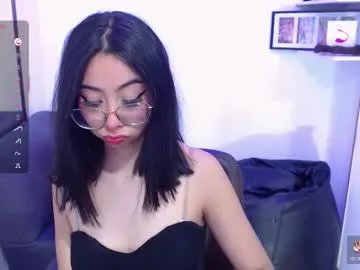 Freechat kalilowe_ on Chaturbate