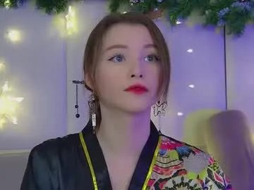 Freechat keiraace on Chaturbate