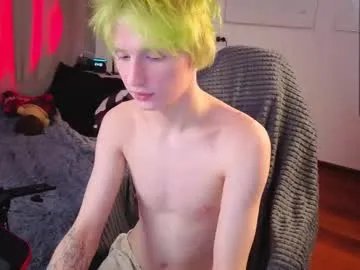 Freechat kessy_white on Chaturbate